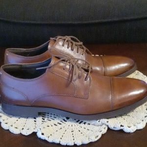 Cole Haan Classics Cap Toe Oxfords size 10 British Tan